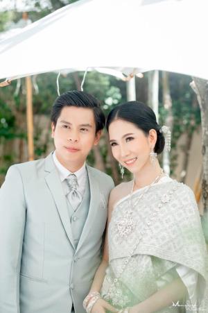 ชุดไทยเจ้าสาว ชุดไทยจักรพรรดิ์ เช่าที่แบมบี้ เวดดิ้ง ห้วยขวาง